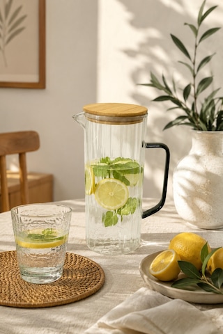 Lime - Çizgili Borosilikat Cam Sürahi 1,4 L Bambu Kapaklı Şeffaf Su Ve Meşrubat Sürahisi
