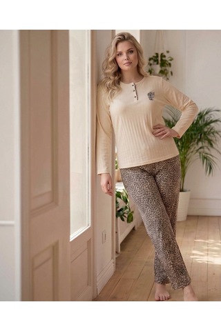 Eyfuze Kadın Kışlık Büyük Beden Curve Nakışlı Desenli Yakası Düğmeli Uzun Kollu Pijama Takımı Leopar