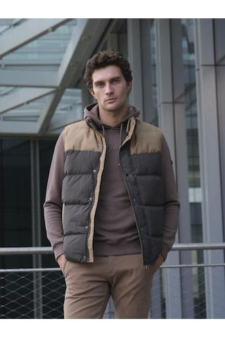 Erkek Slim Fit Haki Rüzgar Ve Su Itici Termo Iç Astarlı Nefes Alabilen Yelek Ncs Jeans 4514-Haki