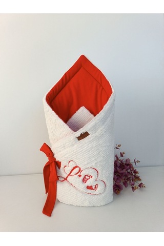 Kışlık Bebek Battaniyesi & Kundağı - Kalp Deseni İşlemeli Hastane Çıkışı Yenidoğan - Yeni Yıla Özel Ekru