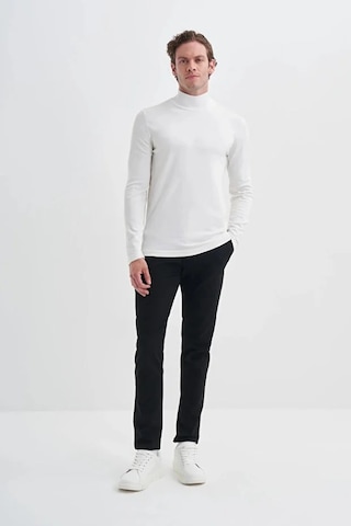 Cazador Slim Fit Viskon Karışımlı Premium Yarım Balıkçı Kazak-30310 Beyaz