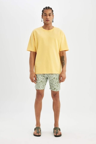 DeFacto Regular Fit Desenli File Astarlı Kısa Boy Deniz Şortu B7547AX24HSGN854