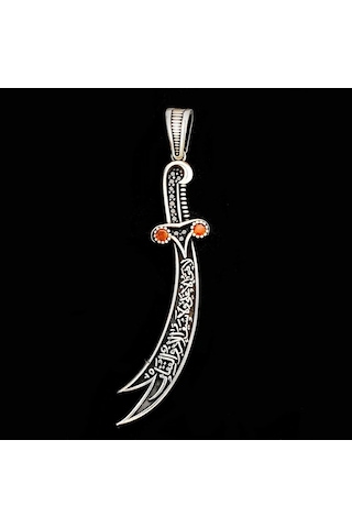 925 Ayar Gümüş Kırmızı Taşlı La Feta İlla Ali La Seyfe İlla Yazılı Zülfikar Motifli Kolye Ucu Gümüş