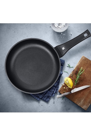 Wmf Permadur Excellent İndüksiyon Tabanlı Çelik Tava 28 Cm Sku: Smg8690010223128 Açık Gri