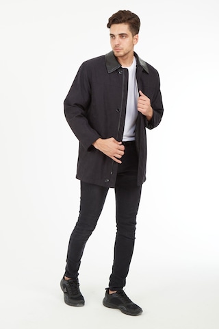 Sposo 1620 Su Itici Kumaş Yakası Ve Içi Çıkmalı Siyah Erkek Kaban Siyah