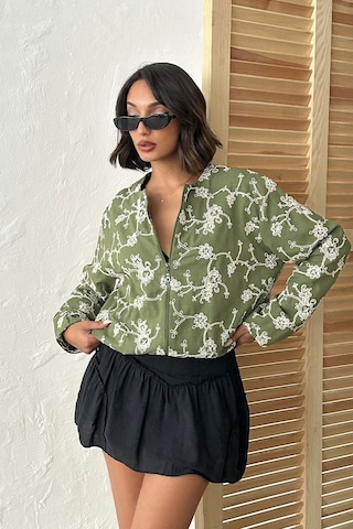 Verymoda Çiçek Nakışlı Fermuarlı Ceket F1948 Haki