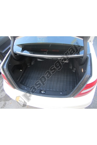 Mercedes C Serisi Sedan W204 Plastikli Bagaj Havuzu 2007-2013 Ara