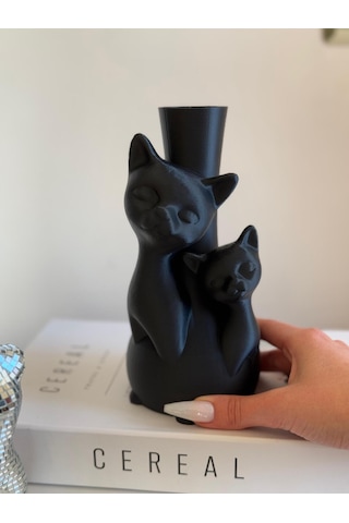 Plastik Yapay Çiçeklerle Uyumlu Kedi Figürlü Şık Ve Sevimli Dekoratif Vazo Siyah