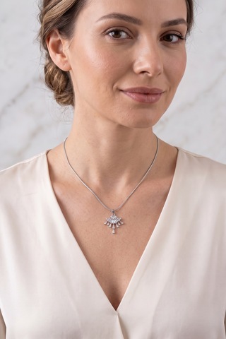 Silver Renk Zirkon Taşlı Baget Yelpaze Kadın Kolye
