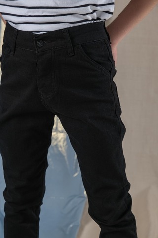 Erkek Çocuk Dar Paça Siyah Kot Pantolon 001