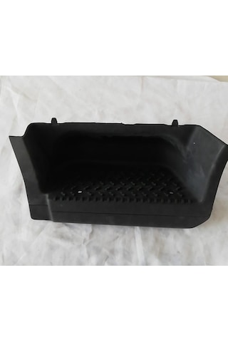 Canter 444 - 449 Basamak Plastiği Sol MB392852