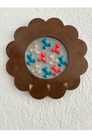 Pelince - Renkli Ayıcık Figürlü - Epoksi Ahşap Anahtar Askılığı Tek Ürün - Çap: 18 Cm Ahşap