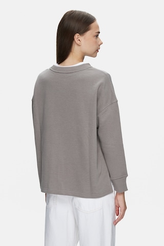 Ucla Olvera Gri Bisiklet Yaka Nakışlı Loose Fit Kadın Sweatshirt Gri