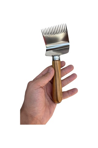Krom Sır Tarağı Ahşap Saplı