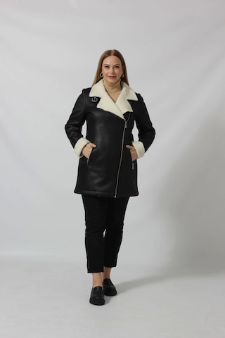 Moda Berray 3262 Uzun İçi Kürklü Boğazı Kemer Detaylı Kaban Siyah Siyah