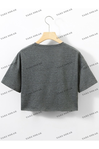 Flood Of Style Crop Ckod-232913 Harf Grafikli Düşük Omuz Kısa Koyu Gri