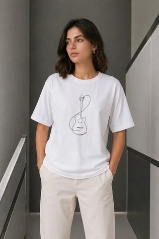 Defymoda Minimal Gitar Baskılı Tişört T-shirt Yazlık Kısa Kol Bisiklet Yaka T-shirt - Beyaz