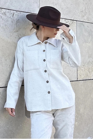 Kadın Ekru Uzun Kol, Çift Cepli, Eteği Oval Kesim, Kaşe Gömlek Ceket Ekru