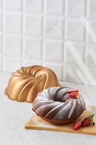Karaca Cake Pro Pare Döküm Kek Kalıbı Gold 24 cm
