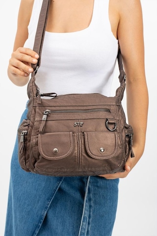 Y.s.deri Kadın Çapraz Askılı Postacı Omuz Çantası Vegan Deri 25 20 Cm Bayan Omuz Çantası Çok Cepli 001