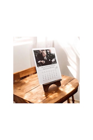 2026 Takvim - Mustafa Kemal Atatürk Fotoğraflı Standlı Masaüstü Takvim- Ahşap Telefon Tutucu