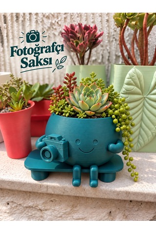 Oturan Fotoğrafçı Temalı Dekoratif Saksı Oturan Fotoğrafçı Temalı Dekoratif Saksı