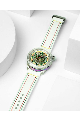 Bomberg Ct43ass.30-4.11 Erkek Kol Saati İsviçre Yapımı Otomatik Güç Ve Tasarım Gümüş