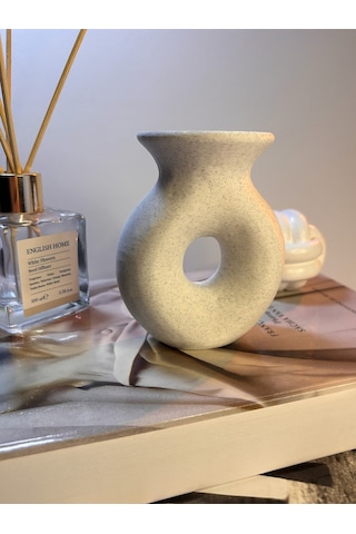 Yuvarlak Delikli Form Dekoratif Vazo Mat Mermer Beyaz Modern Minimal Tasarım