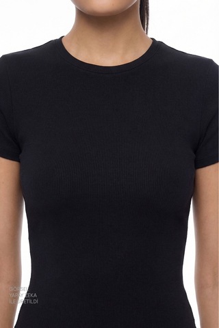 Penti Siyah Bisiklet Yaka Crop Tişört