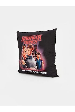 Karışık Stranger Things Baskılı Kırlent Kılıfı 45x45 Cm