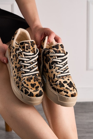 Günlük Kadın Sneaker Gizli Kalın Topuklu Taş Detaylı Oval Burun Bağcıklı Spor Ayakkabı F70 Leopar
