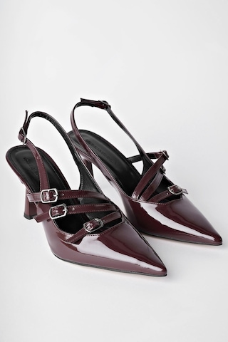 Muggo Kidman Garantili Arkası Açık Kemer Detaylı Üç Bantlı Rugan Kadın Topuklu Ayakkabı 001