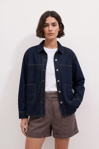 Kadın Gömlek Yaka Oversize Lacivert Jean Ceket Lacıvert