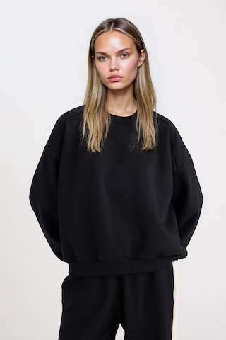 DeFacto Coool Oversize Geniş Kalıp Bisiklet Yaka Basic Düz Kalın Kumaş İçi Yumuşak Tüylü Sweatshirt D9022AXNSBK81 Siyah
