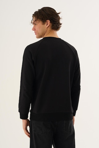 Alexander Gardi Bisiklet Yaka Basic Sweatshirt Siyah