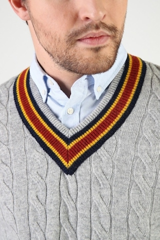 Ferraro Gri Örgü Desenli V Yaka %100 Kuzu Yünü Erkek Süveter