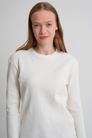 Alexander Gardi Uzun Kollu Fitilli Basic Kadın Sweatshirt Beyaz