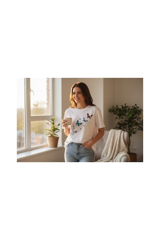 Urbantrendstore Unisex Minimal Kelebek Baskılı Desen Casual Tatil İçin Sade Basic Yazlık Beyaz Tshirt Oversize Fit Rahat Geniş Salaş T-shirt Günlük Tişört