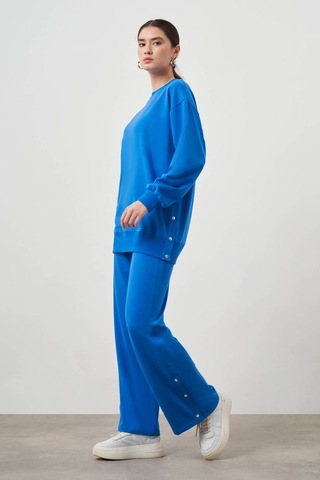 Yanları Çıtçıtlı Mavi Sweatshirt Mavi