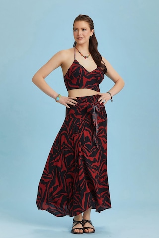 Salaş Kırmızı Siyah Asimetrik Etek 001