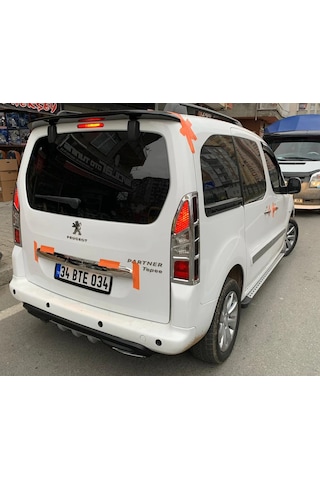 Citroen Berlingo Siyah Spoiler