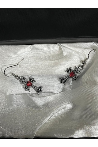 Dükkan Design Taşlı Gotik Haç Küpe Antrasit