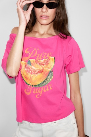 Grımelange Qaly Kadın Kayık Yaka Tek Omuz Kısa Kol Ön Ve Arka Baskı Detaylı Relaxed Pembe T-shirt