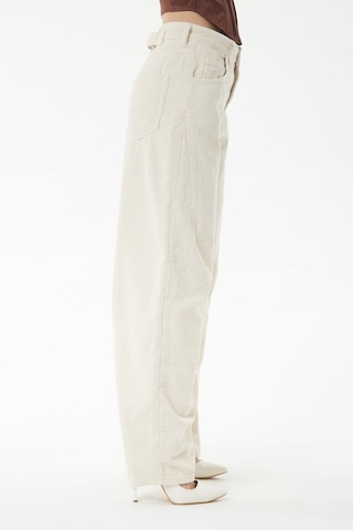 Kutaf Straight Kadife Pantolon 001