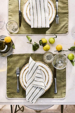Crate & Barrel Jake Arnold Brighton Peçete 4 Lü Set, %100 Avrupa Keteni Renkli Çizgili Tasarım Runner Bej 55 X 55