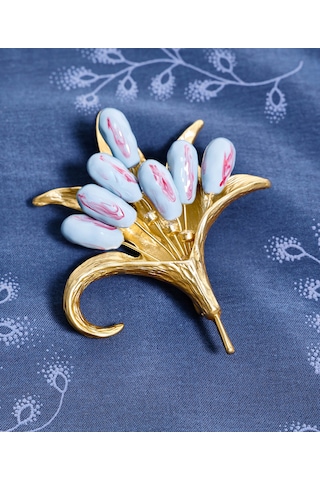 Yargıcı Çiçek Formlu Mineli Broş 25kkbj8020x 630 Gold