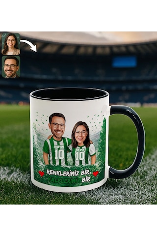 Bk Gift Kişiye Özel İsimli Yeşil-beyaz Sevgili Karikatürlü Siyah Kupa Bardak İsim Ve Forma Numaralı Taraftar Kupa, Doğum Günü Hediyesi Kobitmeyencom Çok Renkli
