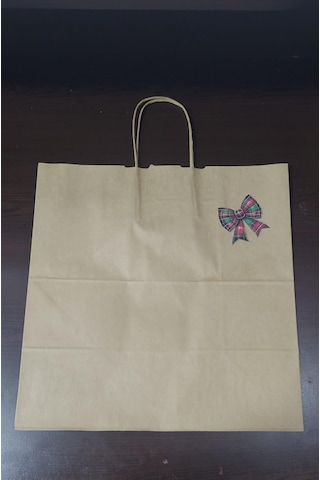 1 Adet Karton Poşet Sade Kraft, Kurdeleli Minimal Premium 33x44cm Açık Kahverengi 1 Adet Karton Poşet Sade Kraft, Kurdeleli Minimal Premium 33x44cm Açık Kahverengi