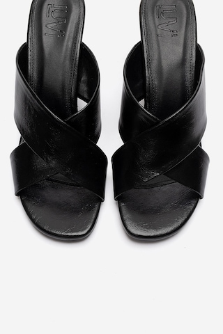 Luvishoes Yavın Siyah Çapraz Bantlı Kadın Dolgu Topuklu Terlik