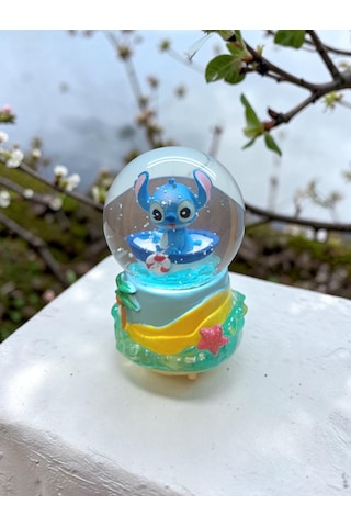 Stitch Müzikli Işıklı -10cm-8cm Kayıklı Figürlü Kar Küre 10-8